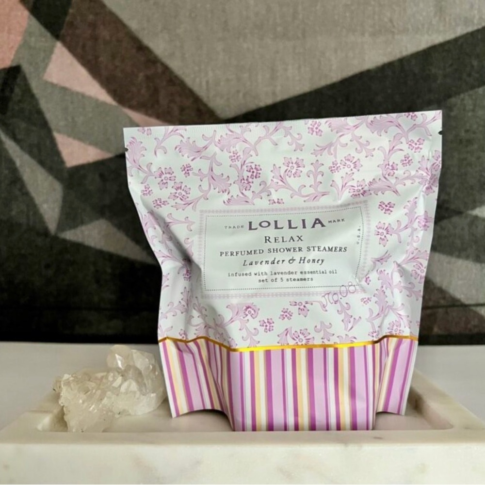 Lolli Lavender & Honey Shower Steamers in Pink and White Packaging